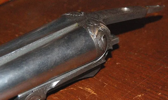 coutellerie armurerie atelier de restauration pistolet
